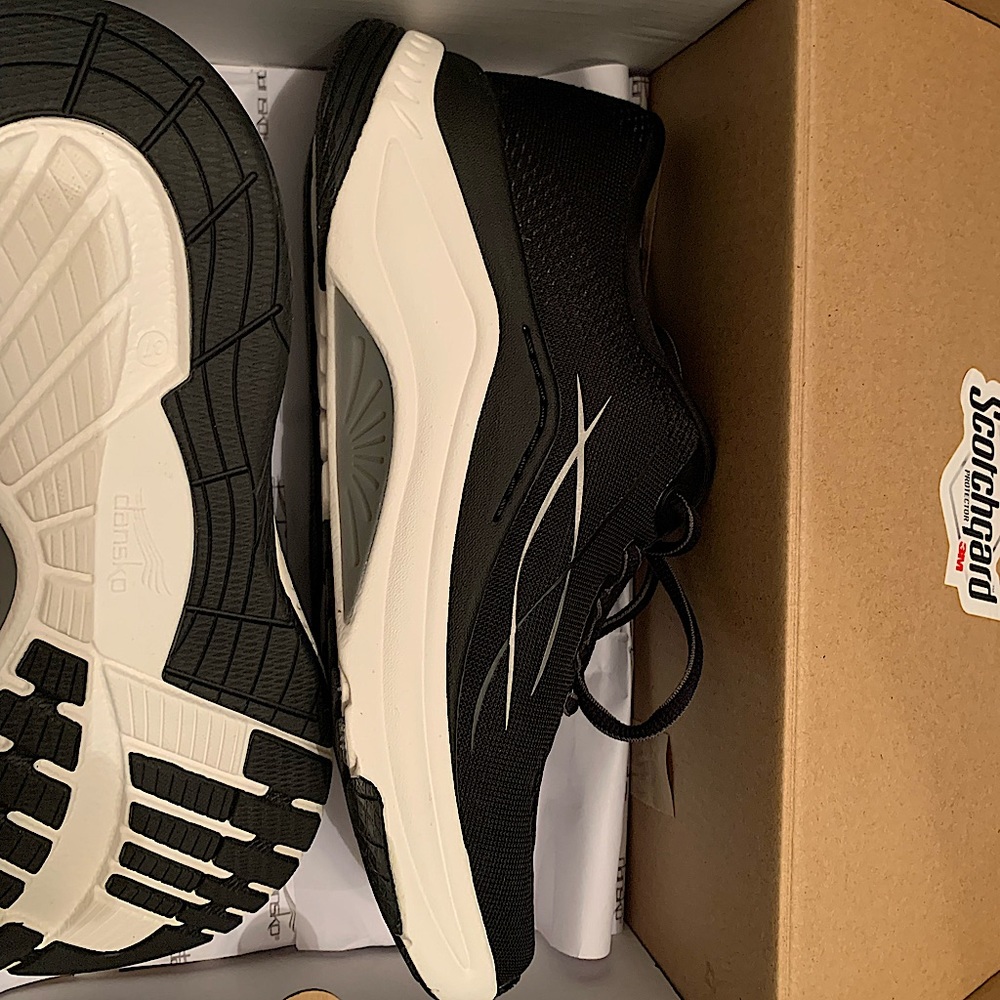 Black Pace Mesh Dansko sneakers size 37/ 7.5